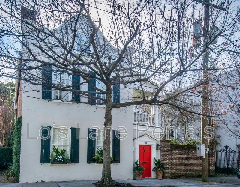Charleston House: 31 Wentworth Street