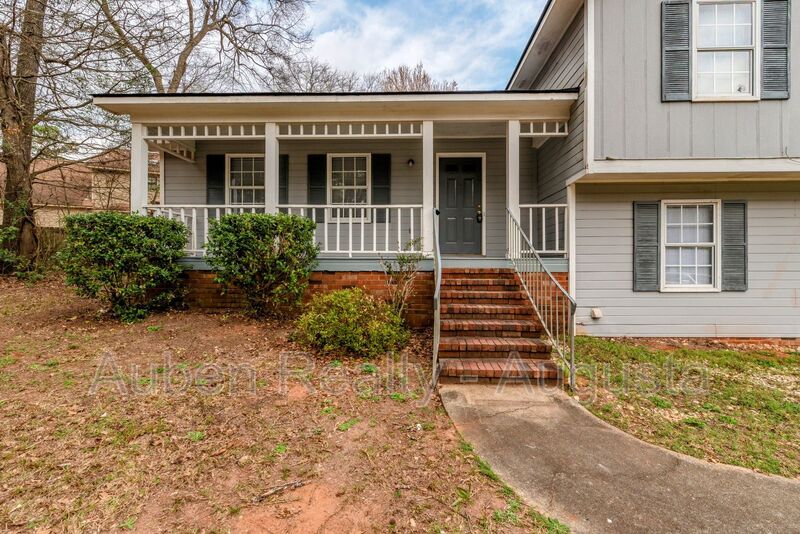 Martinez House: 4689 Oakley Pirkle Road