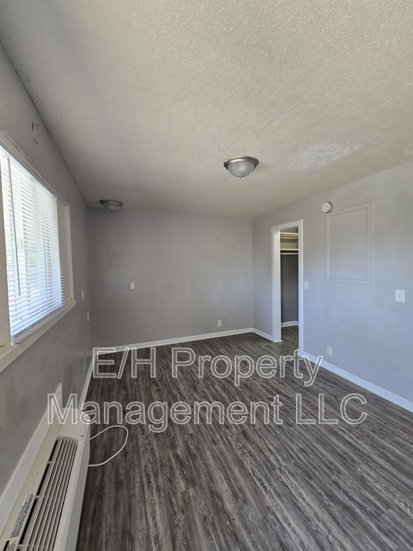 Wichita Condo: 1916 S Broadway