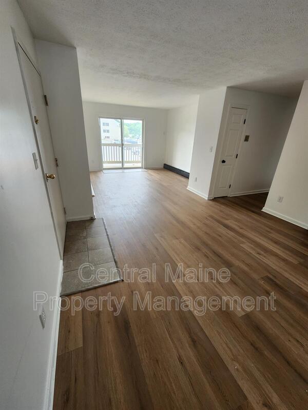 Auburn Condo: 39 Northern Avenue Heights