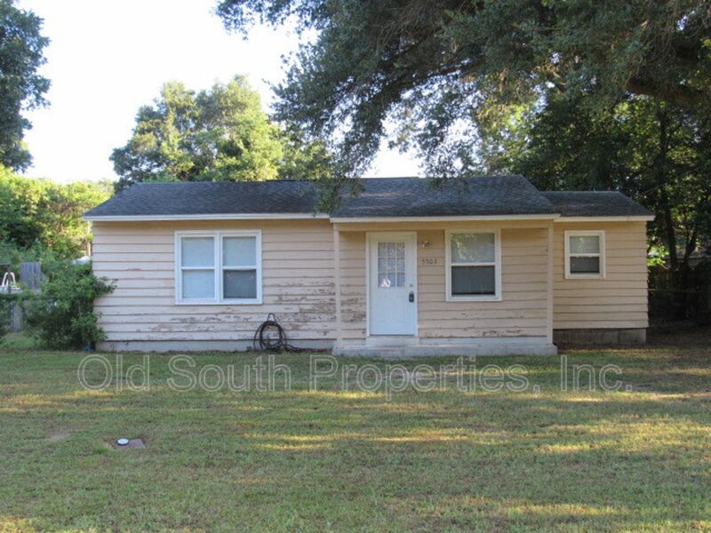 Pensacola House: 5502 Lynwood Rd