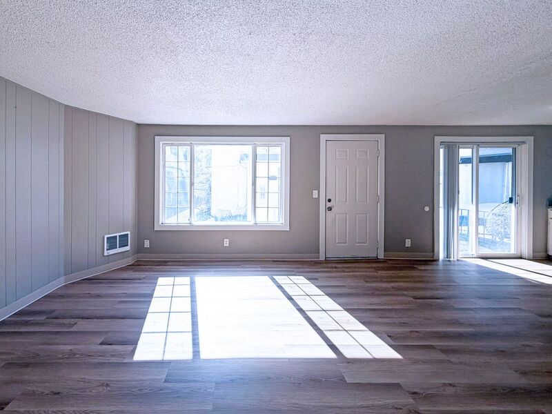 Photo 6 of rental home at 1109-A West 6th Avenue