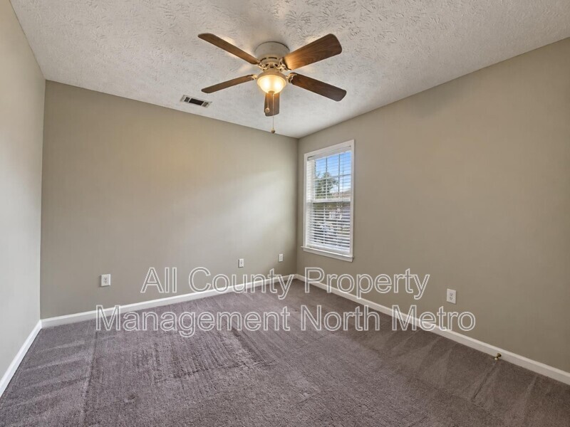 Main Rental Photo 12