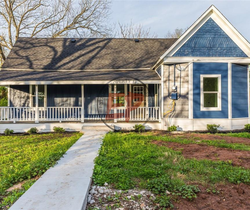 Mart House: 710 South Pearl Street