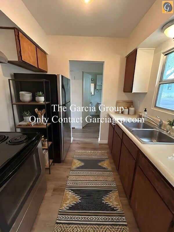 Portland Condo: 7805 NE Failing St