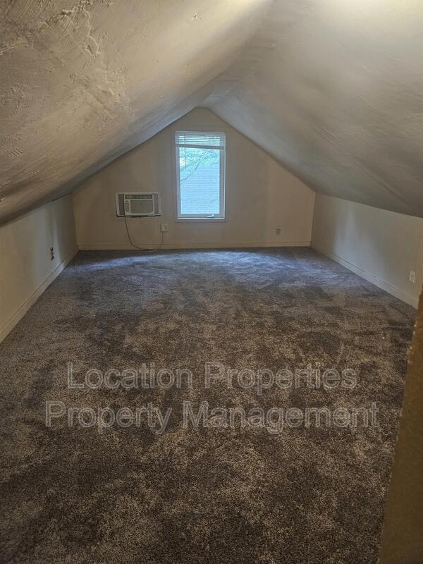 925 Alabama Street - C, Lawrence, Kansas rental photo 7 of 15