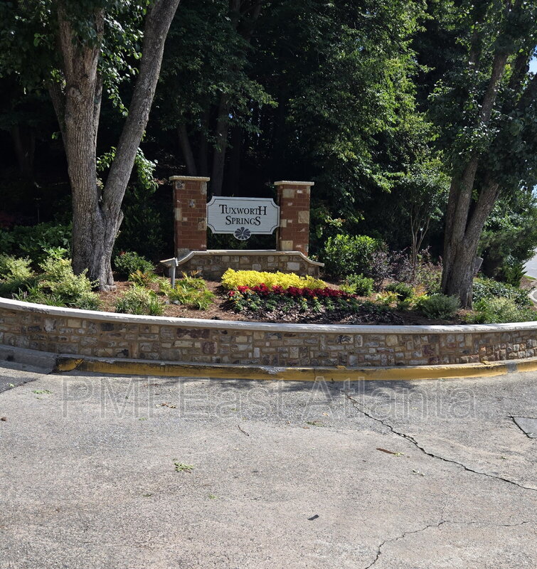 Decatur Condo: 512 Tuxworth Circle