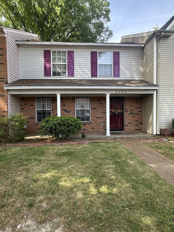 Memphis House: 6990 Wesley Court