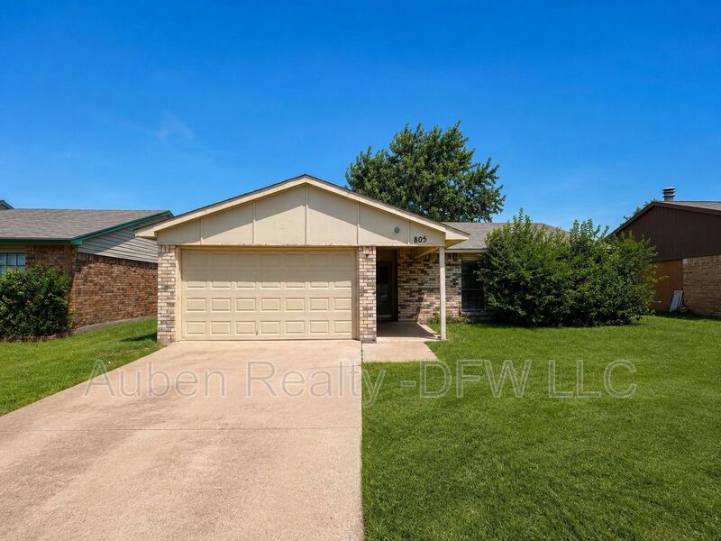 Allen House: 805 Circle Cove Drive