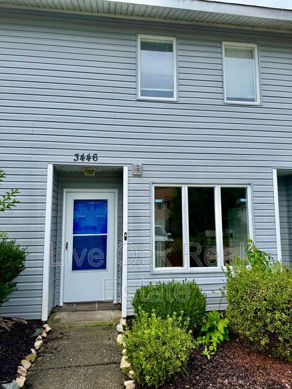 Chesapeake House: 3446 Bruin Drive