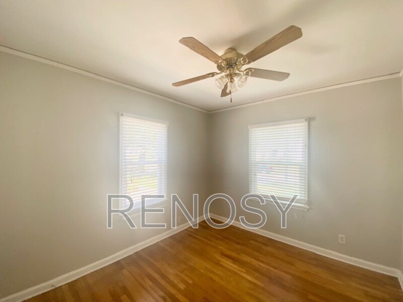 Des Moines House: 3942 57th Street