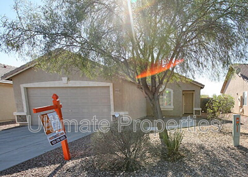 Buckeye House: 22553 W Mohave St