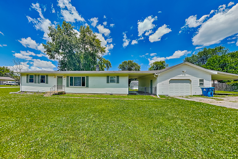 Indianapolis House: 2604 E Murry St