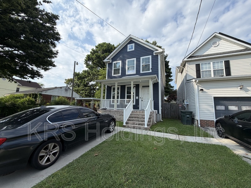 Norfolk House: 1010 Joyce Street