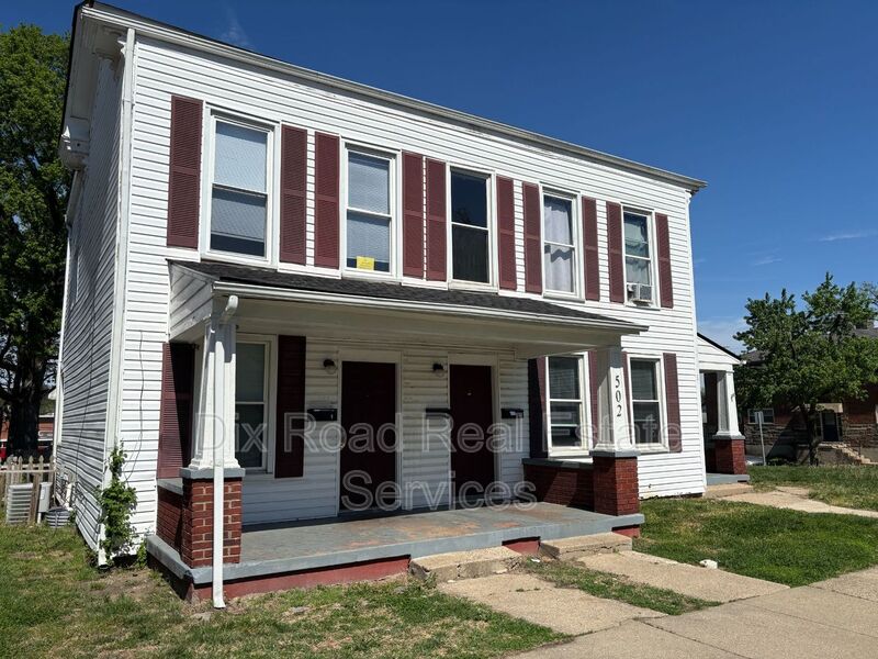 Hamilton House: 502 Ross Ave