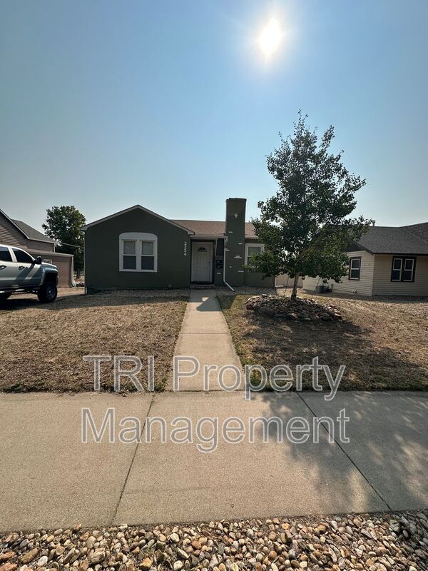 Greeley House: 2234 9th Ave
