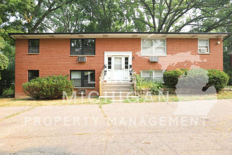 Grand Rapids Condo: 883 Emerald Ave NE