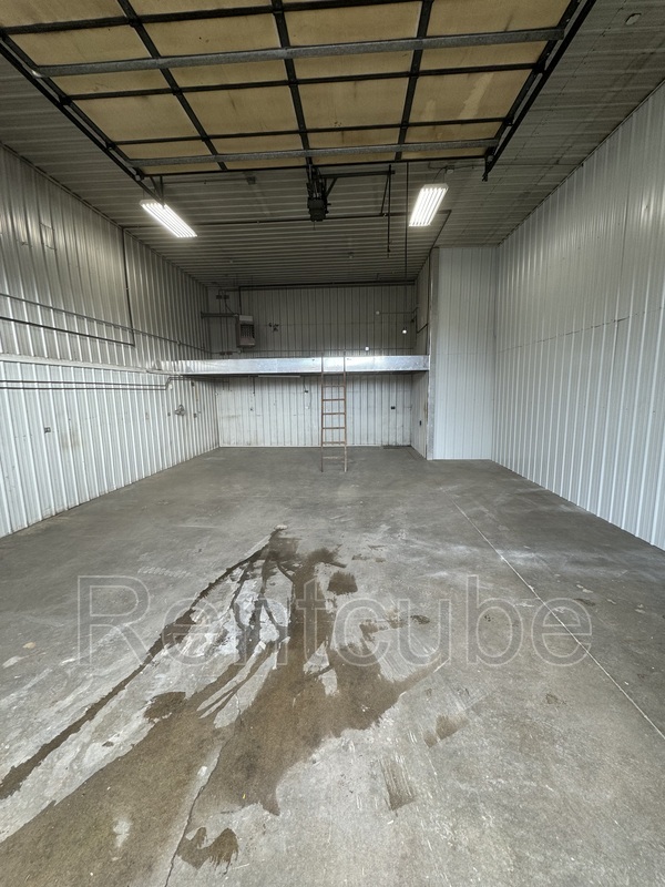 Dubuque House: 1745 JFK Rd