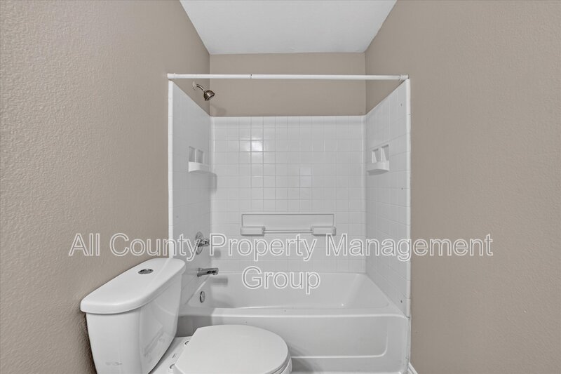 Main Rental Photo 17