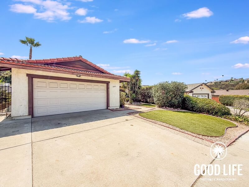 San Diego House: 6645 Amberly St