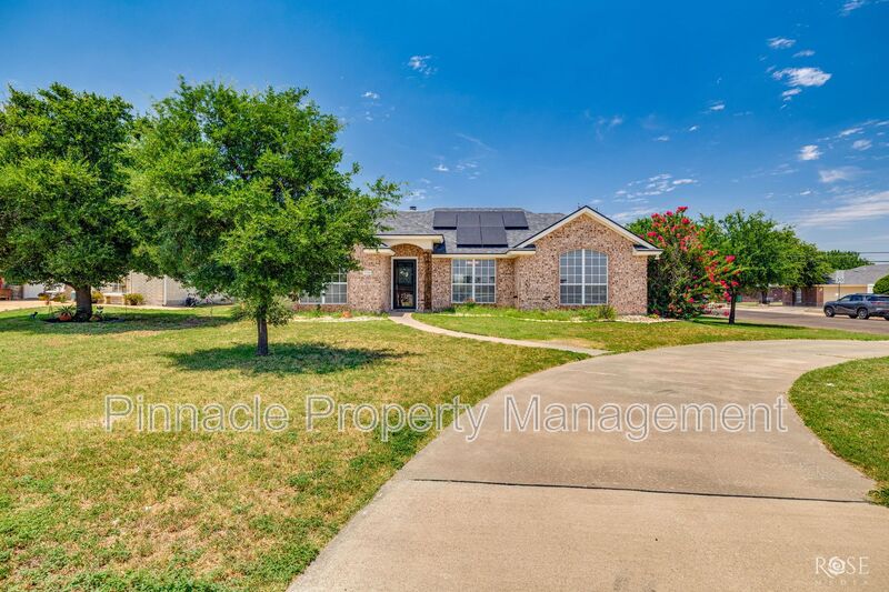 San Angelo House: 1724 Edmund Blvd
