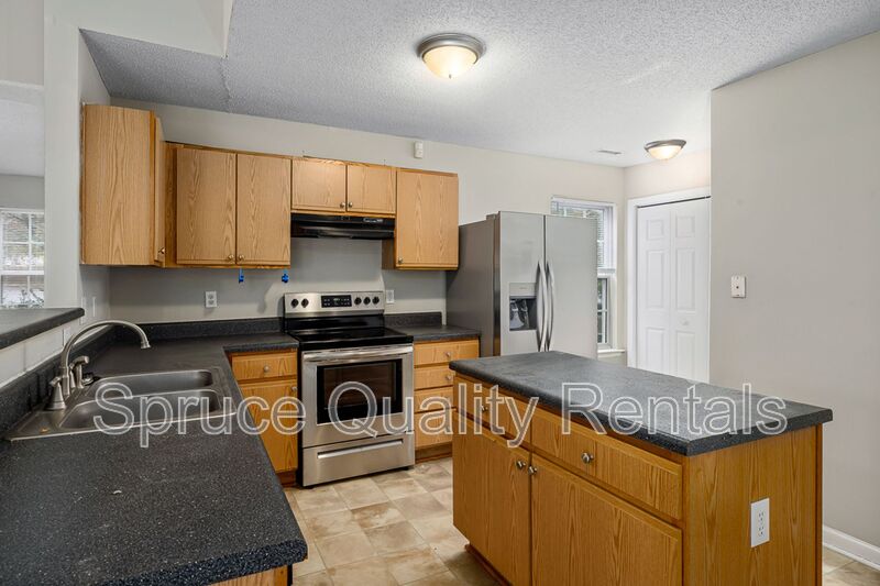 Durham House: 3511 Thornwood Drive