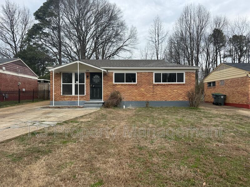 Memphis House: 256 Delta Rd