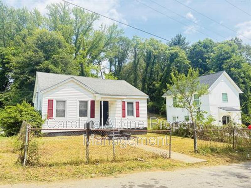Shelby House: 416 Mint St.