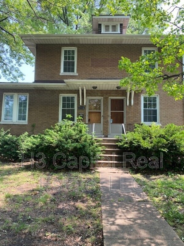 Request A Viewing For 2556 Edison Avenue, B - Tenant Turner