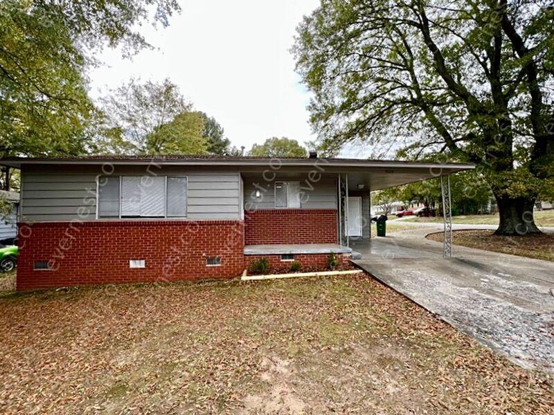 Request a Viewing for 5005 Gum Springs Road Tenant Turner