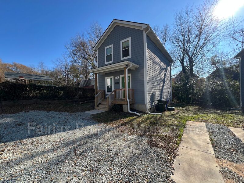 Durham House: 1118 Eva St.