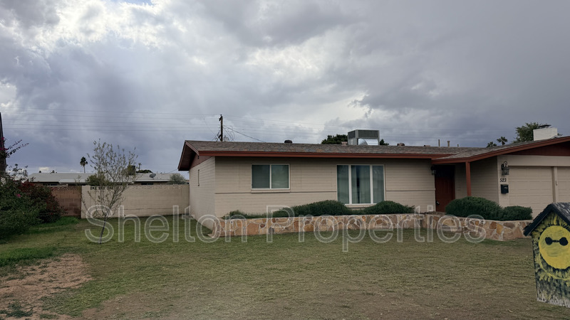 Tempe House: 523 E Malibu Dr