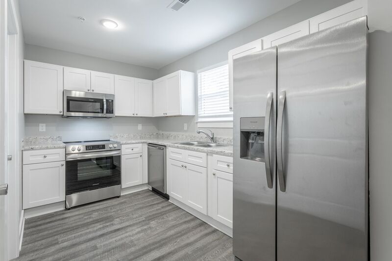 Red Bank Condo: 5 Meadowbrook Dr West