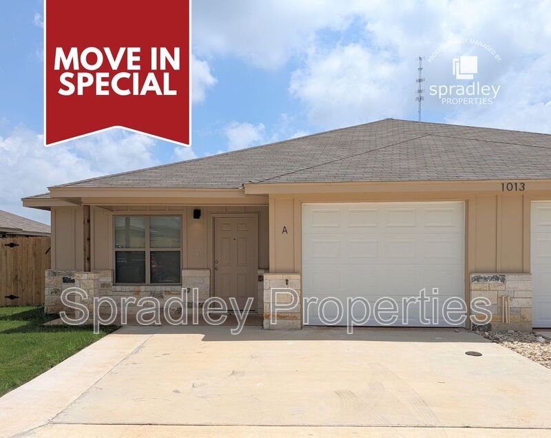 Belton Condo: 1013A Kerr Ct