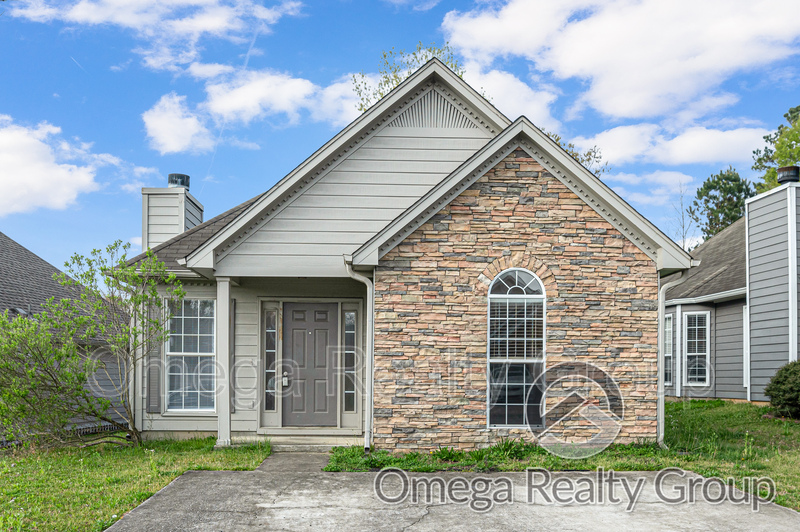 Calera House: 183 Flagstone Ln