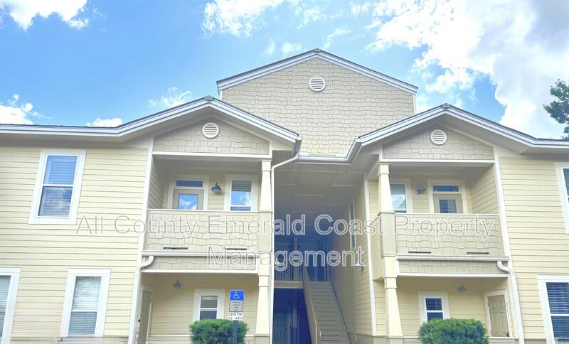 Santa Rosa Beach House: 25 S Wildflower Dr