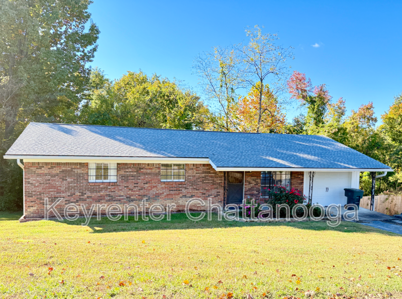 Hixson House: 4411 Comet Trail