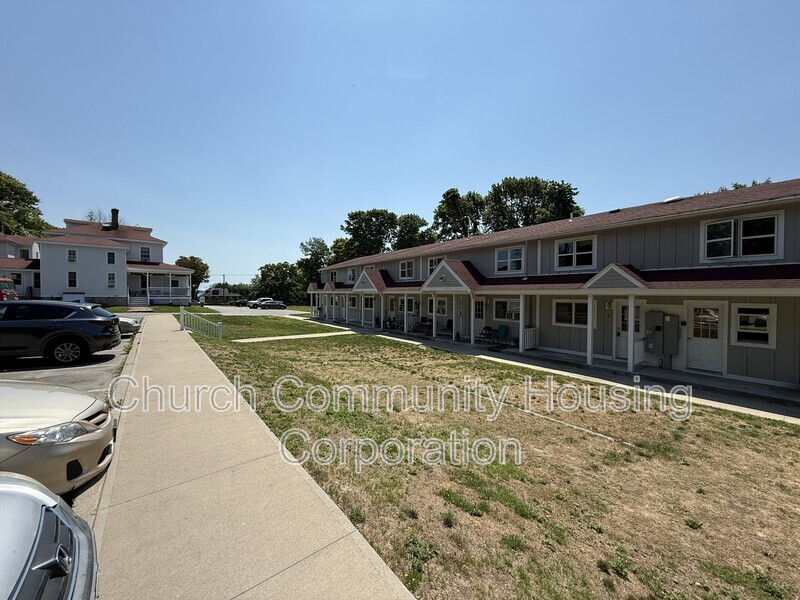 Jamestown Condo: 169 Conanicus Ave