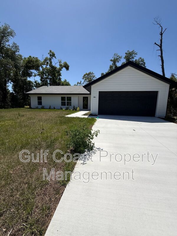 North Port House: 5080 S Chamberlin Blvd