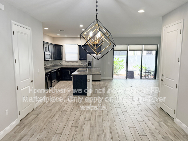 Pembroke Pines Townhome: 20975 NW 1st Ct