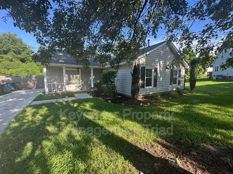 Greensboro House: 4407 Bewcastle Ct