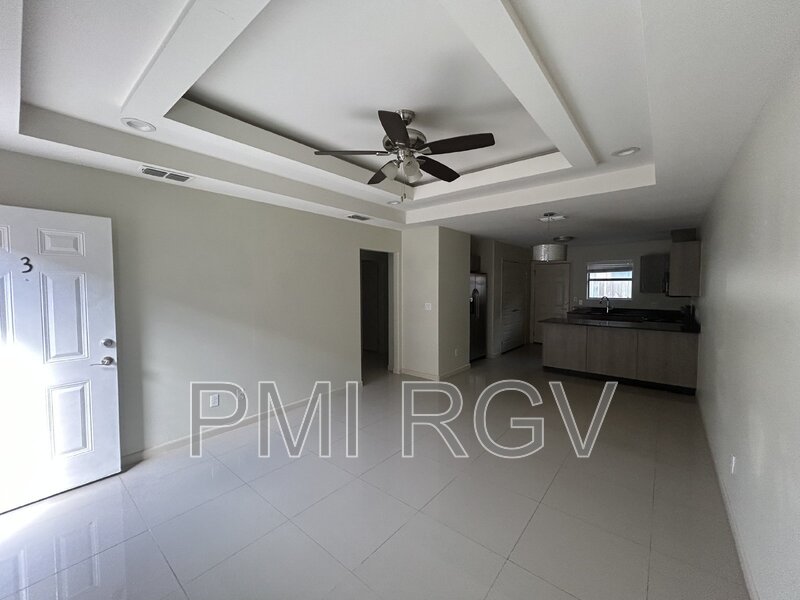 Edinburg Condo: 1207 Upas Dr