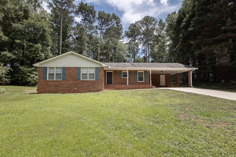 Watkinsville House: 1151 Brookwood Drive