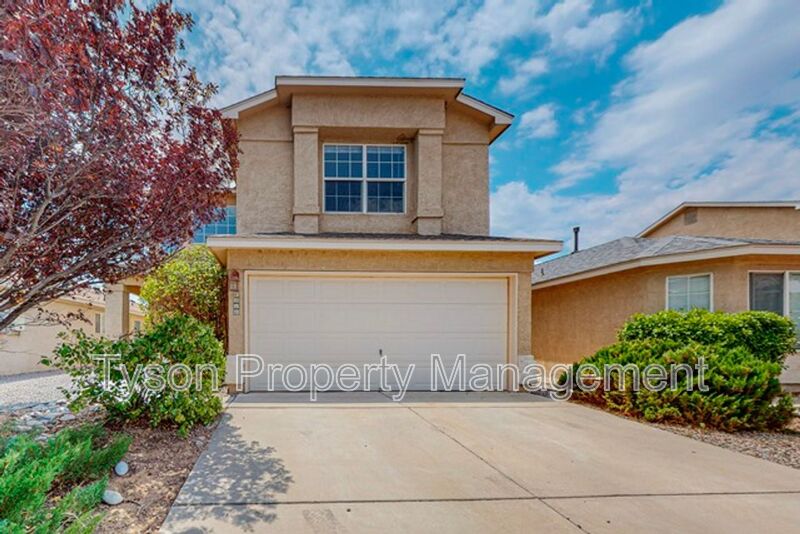 Albuquerque House: 6316 Dante Ln NW