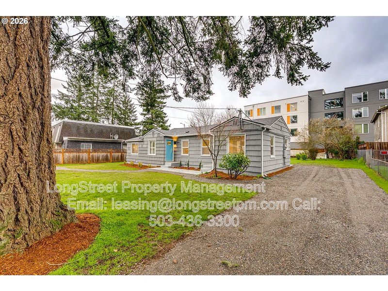 Portland House: 3315 SE 127th Pl
