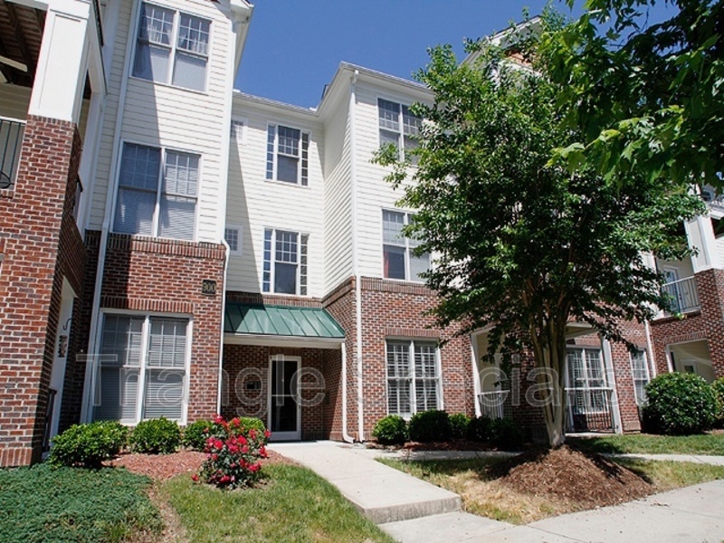 Raleigh Condo: 900 Canenaugh Drive