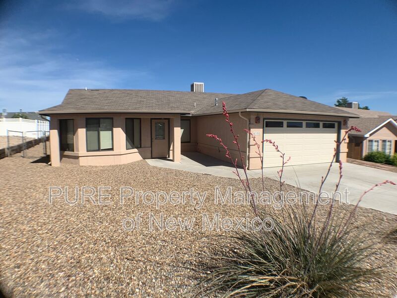Farmington House: 4108 Abbey Rd