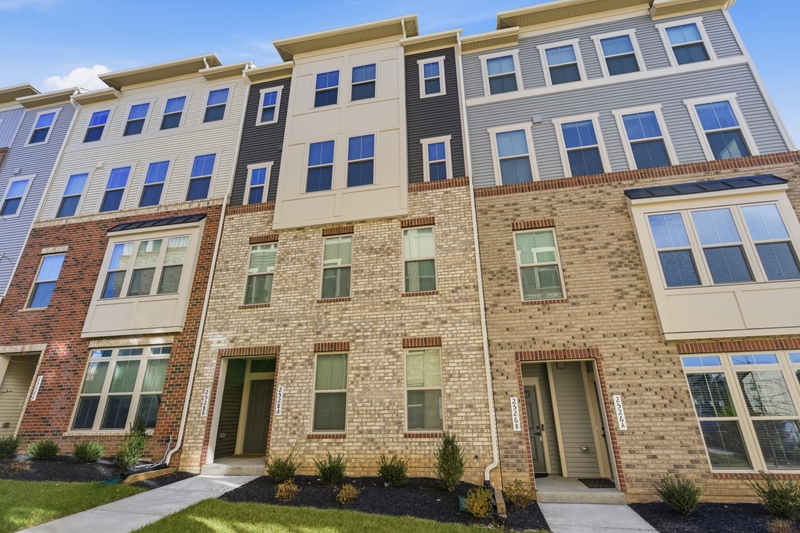 Ellicott City House: 2528 -B Verona Place