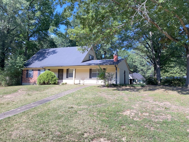 Photo 2 of 2739 North Star Dr