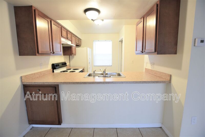 Orlando House: 5514 Decatur Street